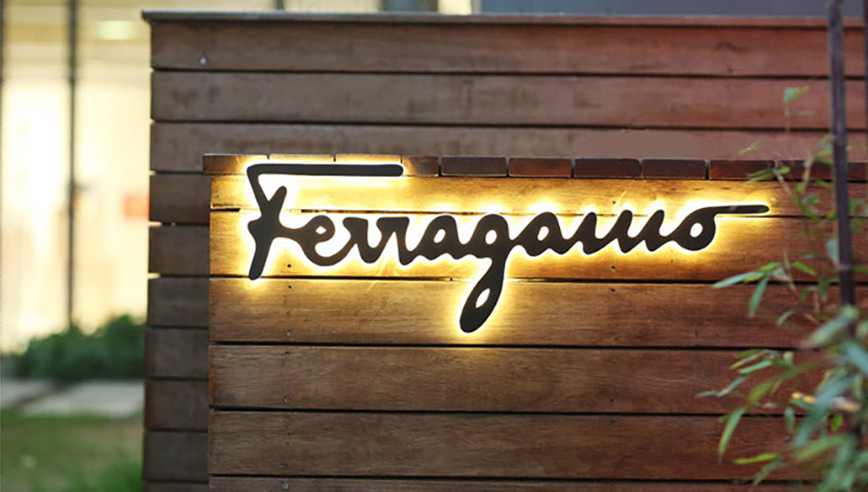 直边背发光迷你字